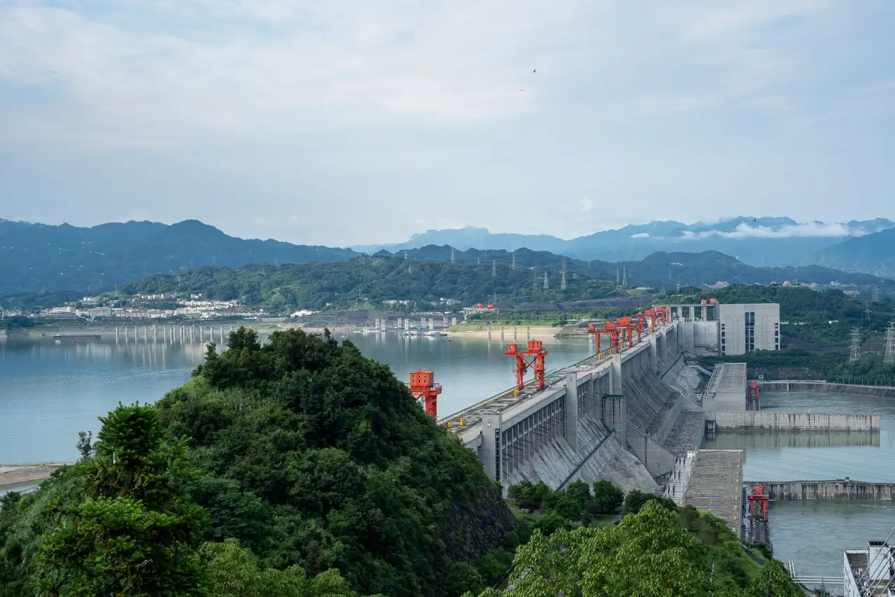 建材装饰五金交电一站式采购:南宁彬稳贸易如何保障施工材料供应稳定